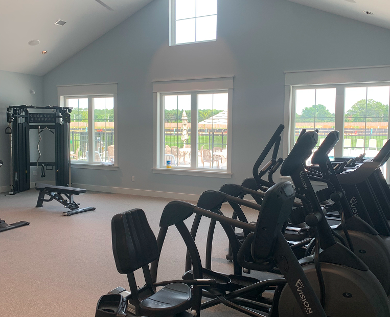 clubhouse-with-fitness-and-business-center-image